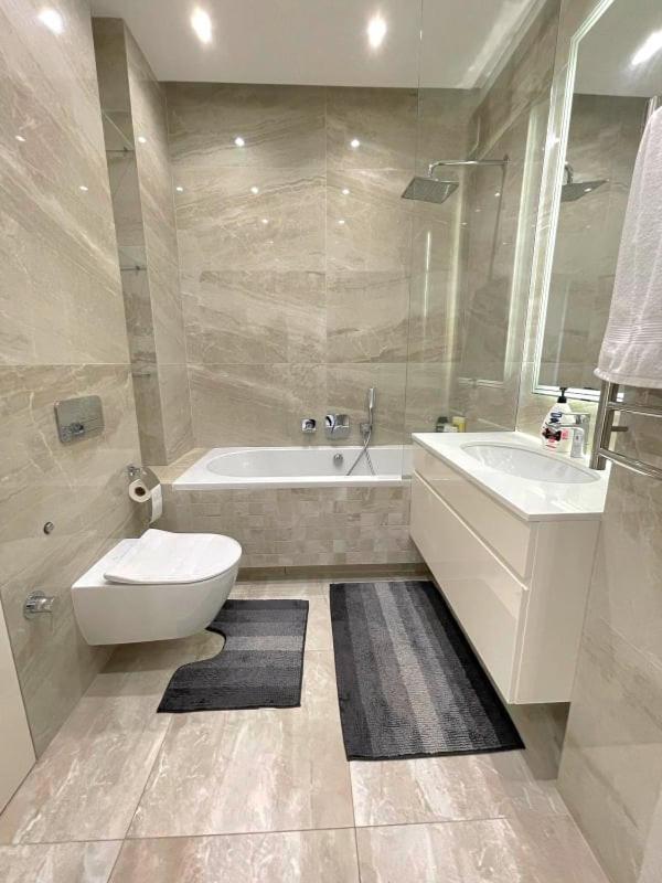 Vip Apartment 120M2 With Panoramic Windows, 22 Floor. Obolon Kijev Kültér fotó